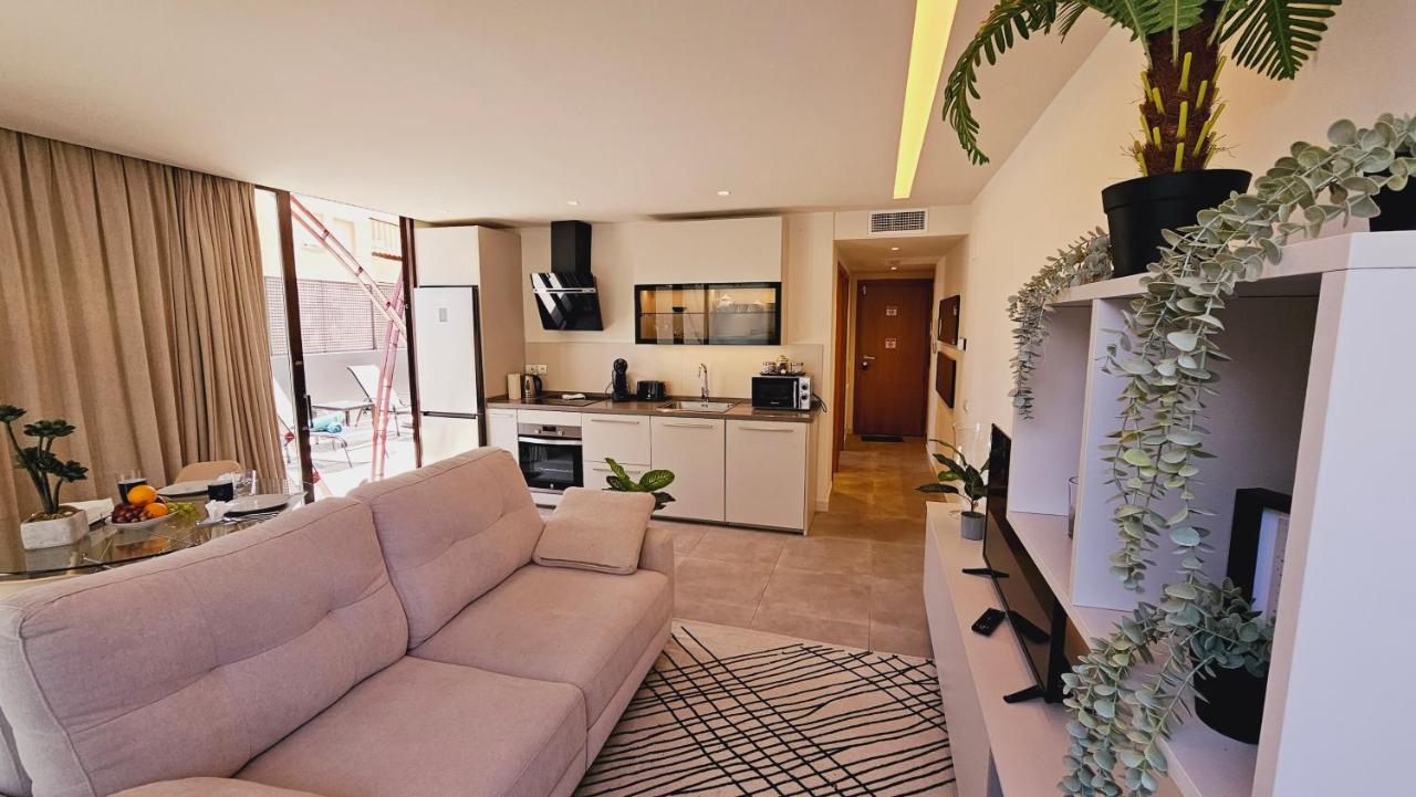 Nogalera Quintessence Apartment With Private Parking By Namaste Elite Торремолінос Екстер'єр фото